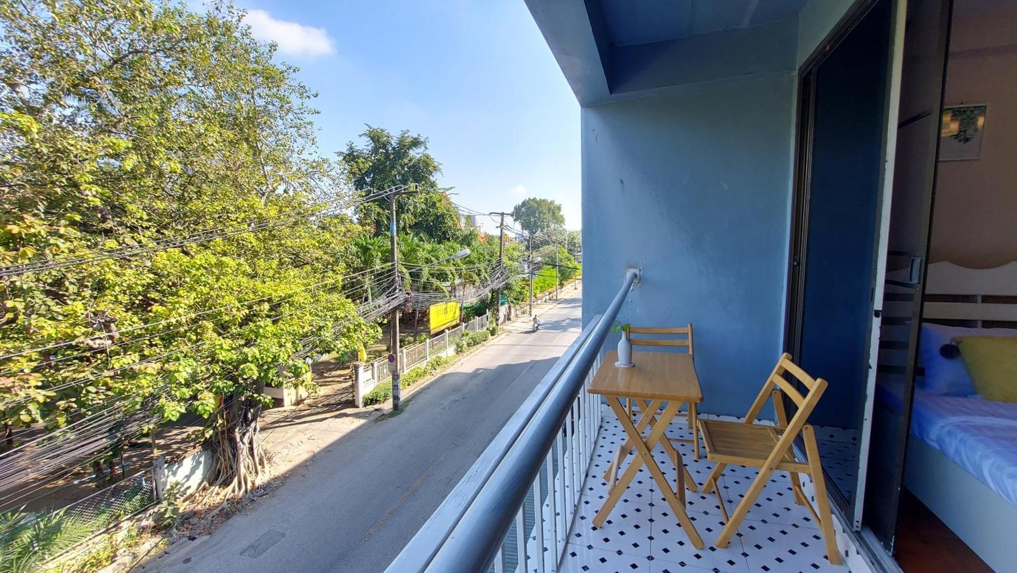 Hello Host Bed & Breakfast Chiang Mai Exterior photo